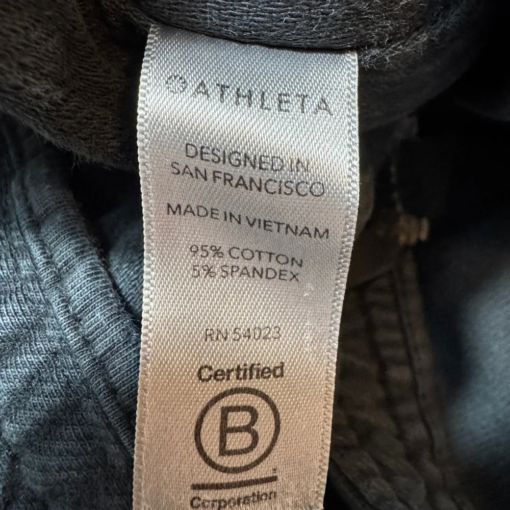 Athleta women farallon